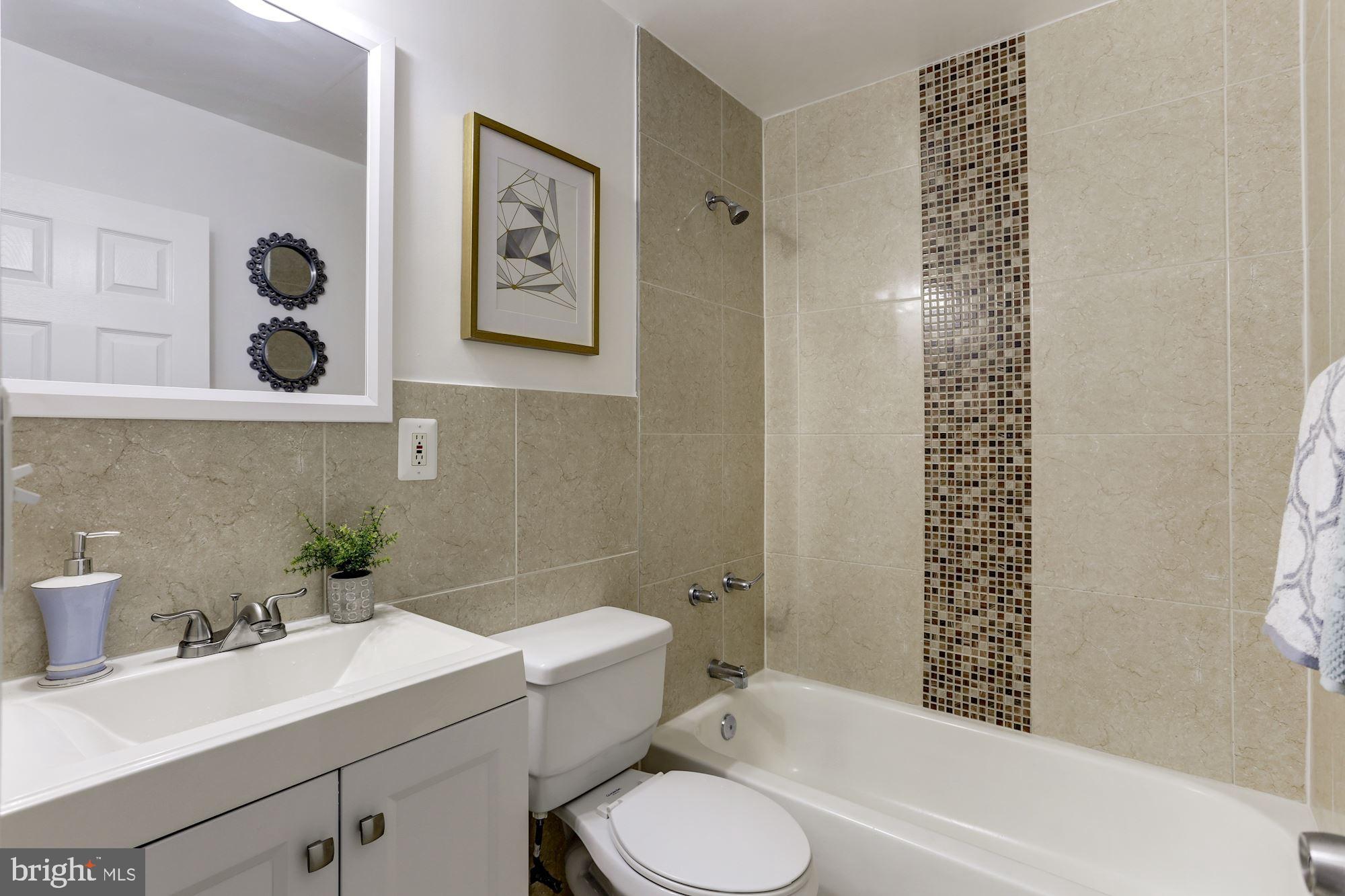 210 Upshur Street Northwest, Unit 1 Washington, DC 20011 - Photo 15 of 33