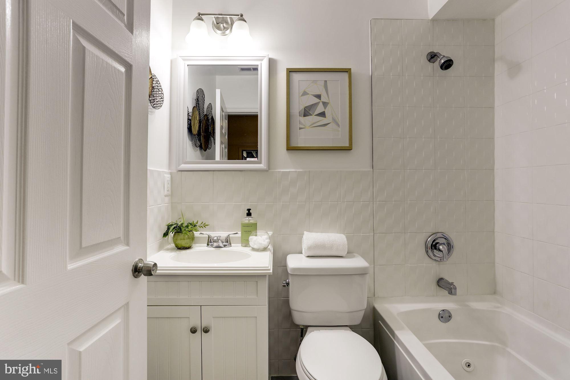 210 Upshur Street Northwest, Unit 1 Washington, DC 20011 - Photo 21 of 33 Master bathroom