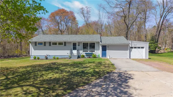 $475,000 | 195 Central Pike, Scituate, RI 02857