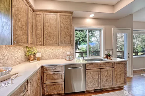 $1,095,000 | 1398 Gabriola Court, Bellingham, WA 98229