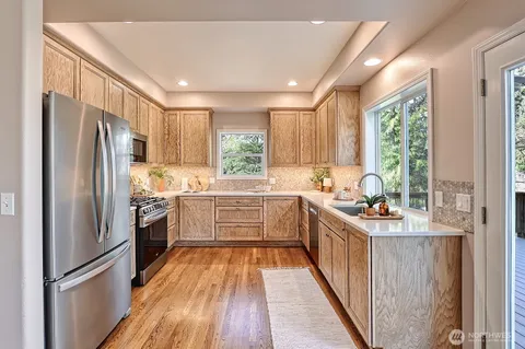 $1,095,000 | 1398 Gabriola Court, Bellingham, WA 98229