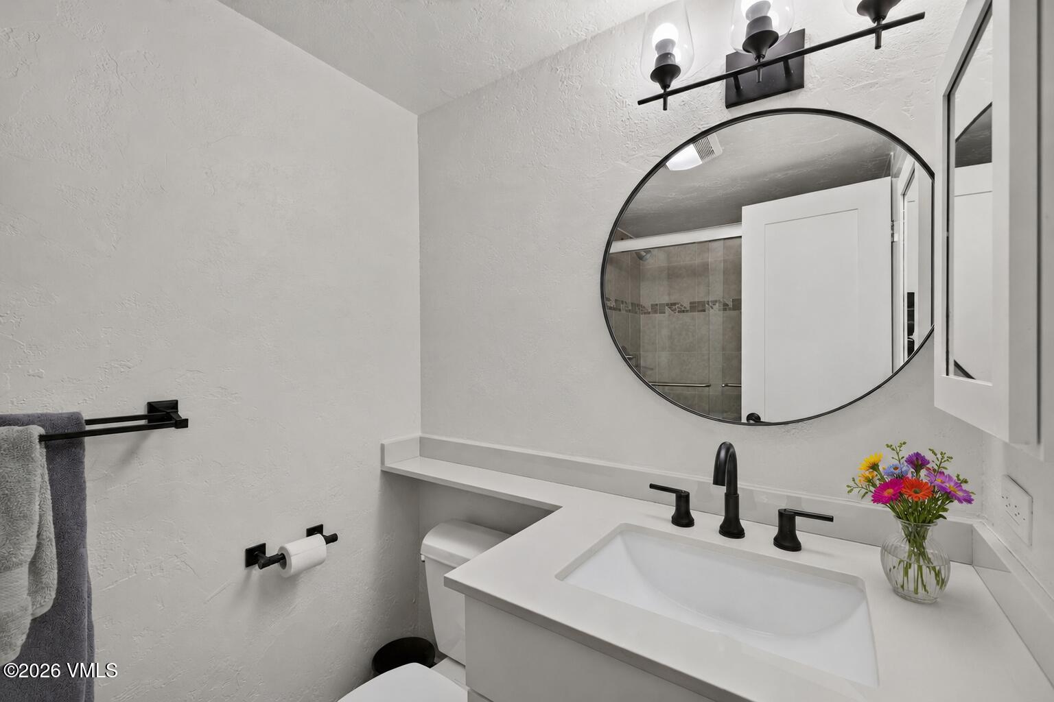 4620 Vail Racquet Club Drive, Unit 83 Vail, CO 81657 - Photo 12 of 41 Primary Bath