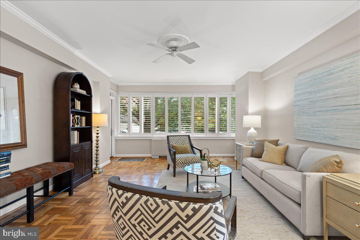 Living Room w/ access to balcony