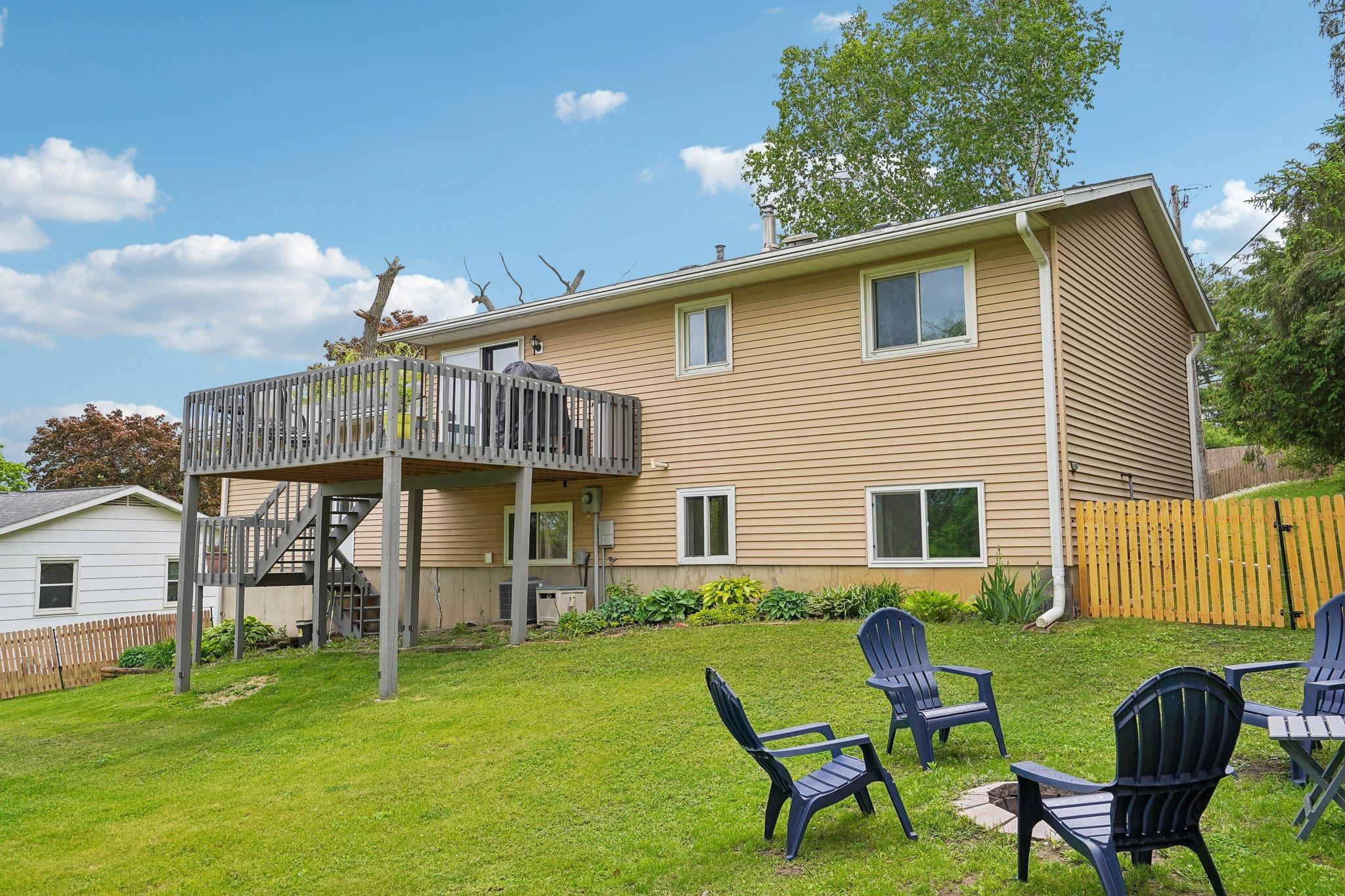 2710 Golden Gate Way Madison, WI 53713 - Photo 24 of 30