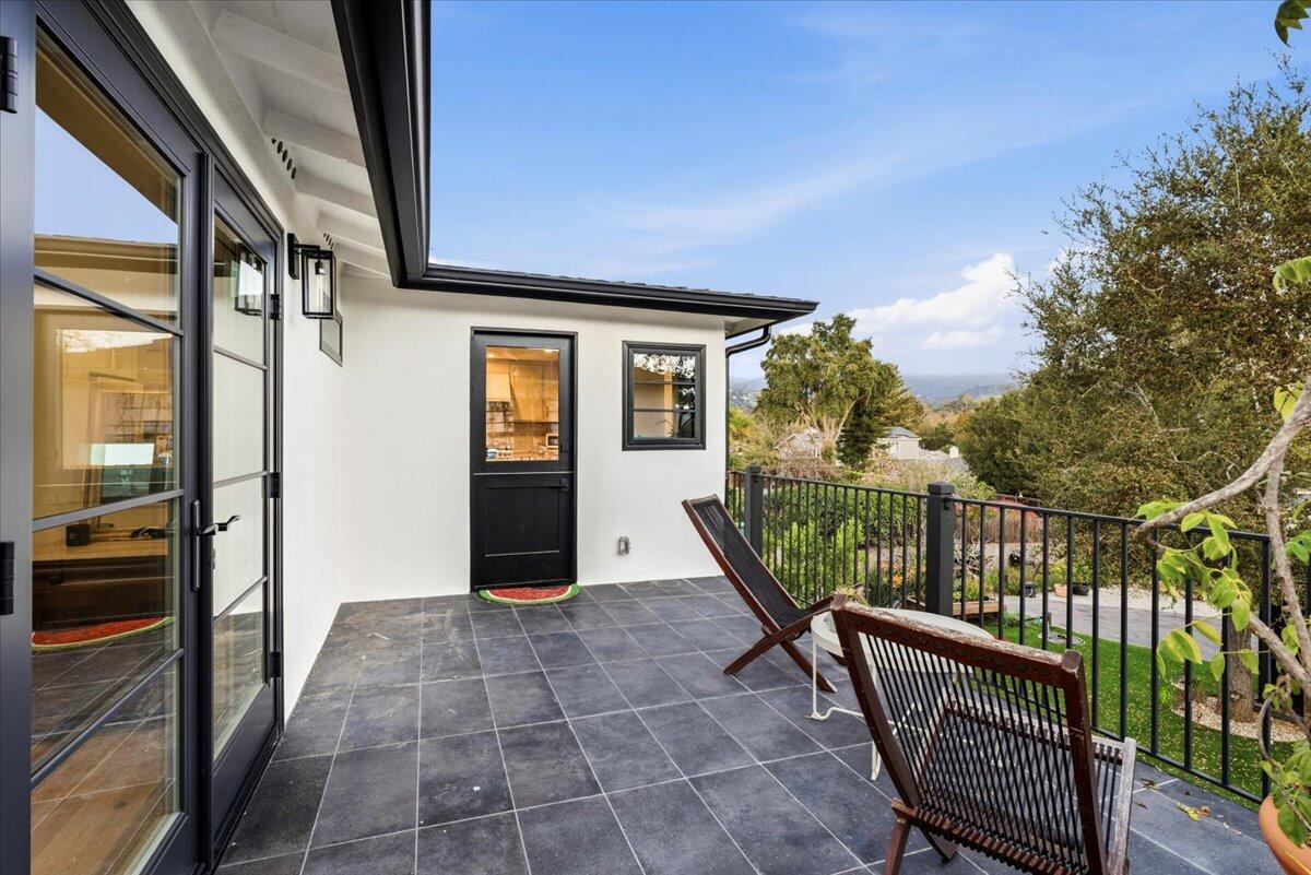 2720 El Prado Road Santa Barbara, CA 93105 - Photo 13 of 33 Patio off Primary & Kitchen