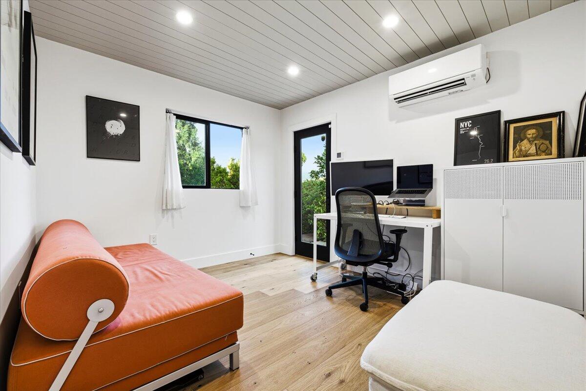 2720 El Prado Road Santa Barbara, CA 93105 - Photo 21 of 33 Office (Downstairs)