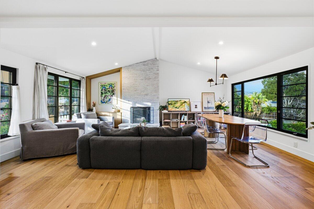 2720 El Prado Road Santa Barbara, CA 93105 - Photo 5 of 33 Living Room