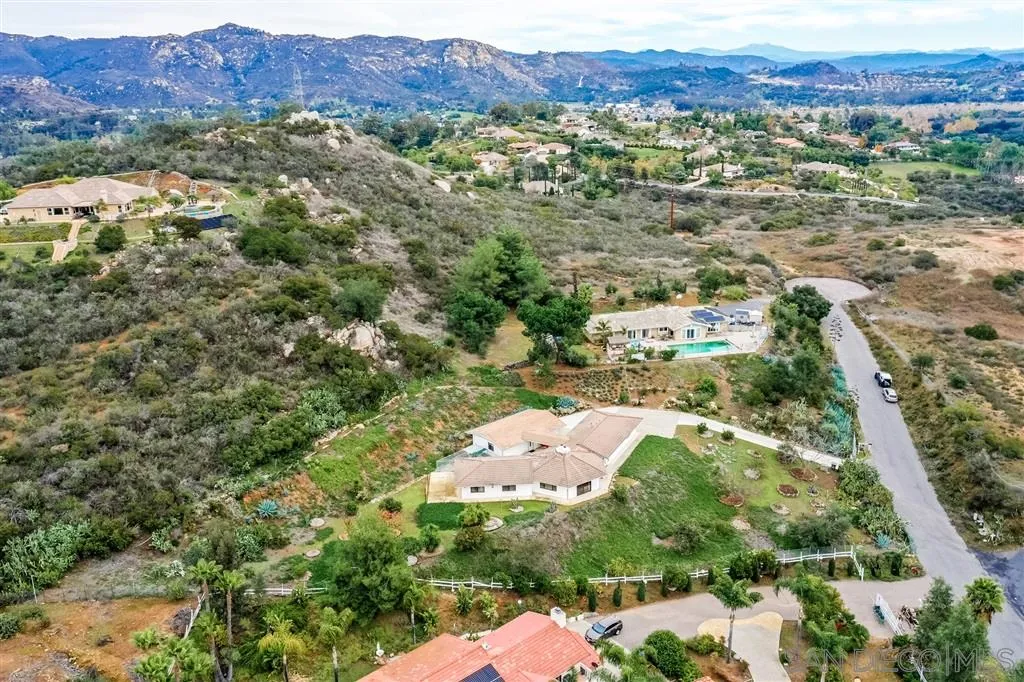 25560 Rua Michelle Escondido, CA 92026 - Photo 1 of 25 Gallery Image 1