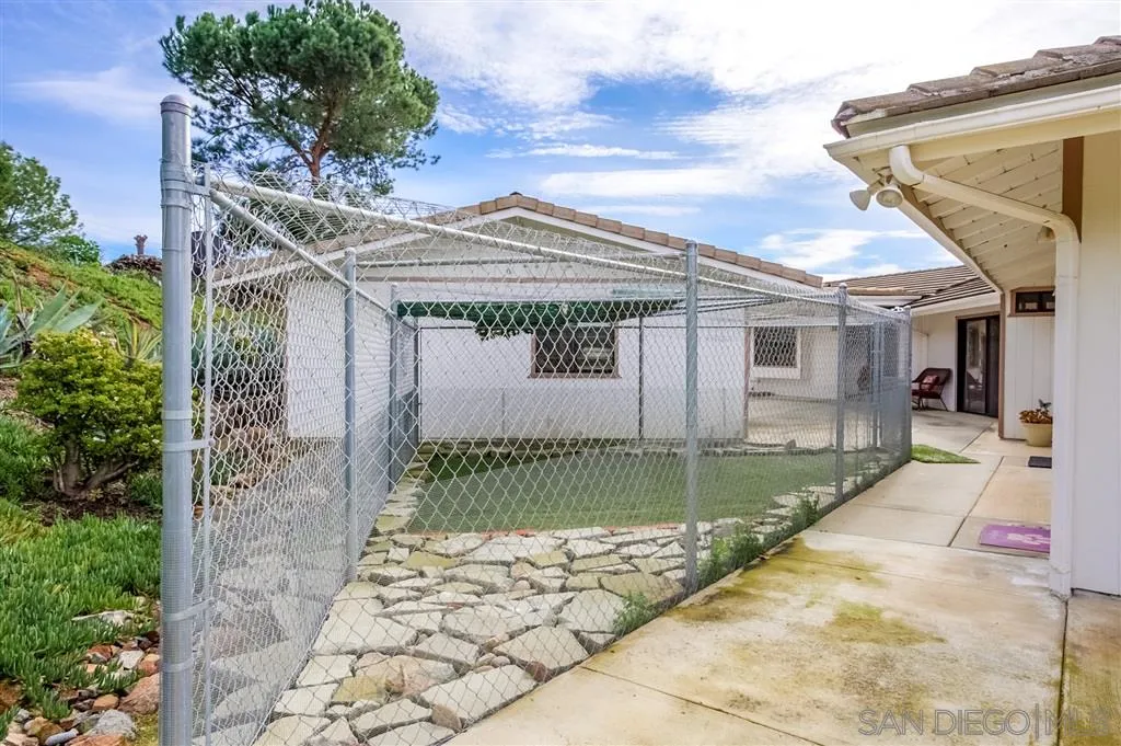 25560 Rua Michelle Escondido, CA 92026 - Photo 22 of 25 Gallery Image 22