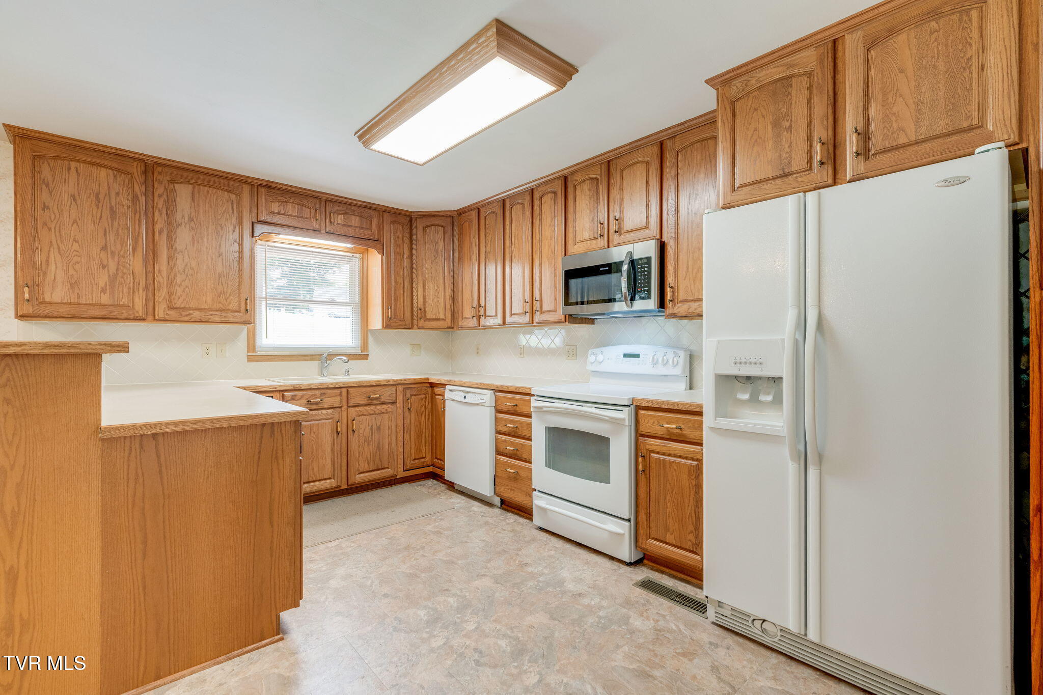 1763 Sylvan Hill Road Elizabethton, TN 37643 - Photo 16 of 55 016