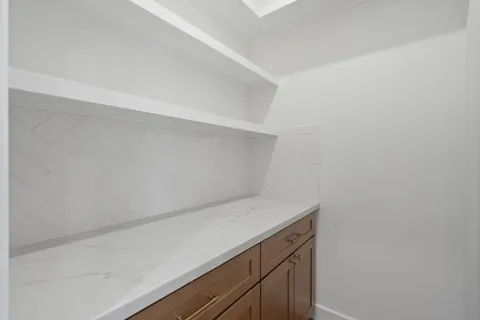 a view of utility room