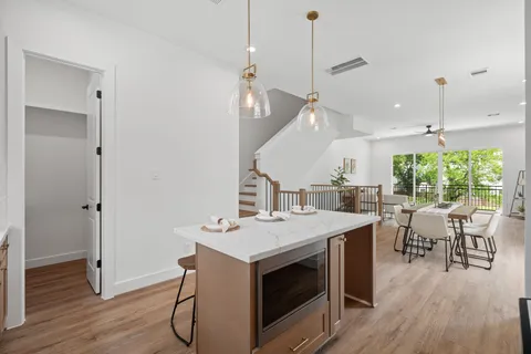 $444,900 | 826 Curtin Street, Unit F, Houston, TX 77018