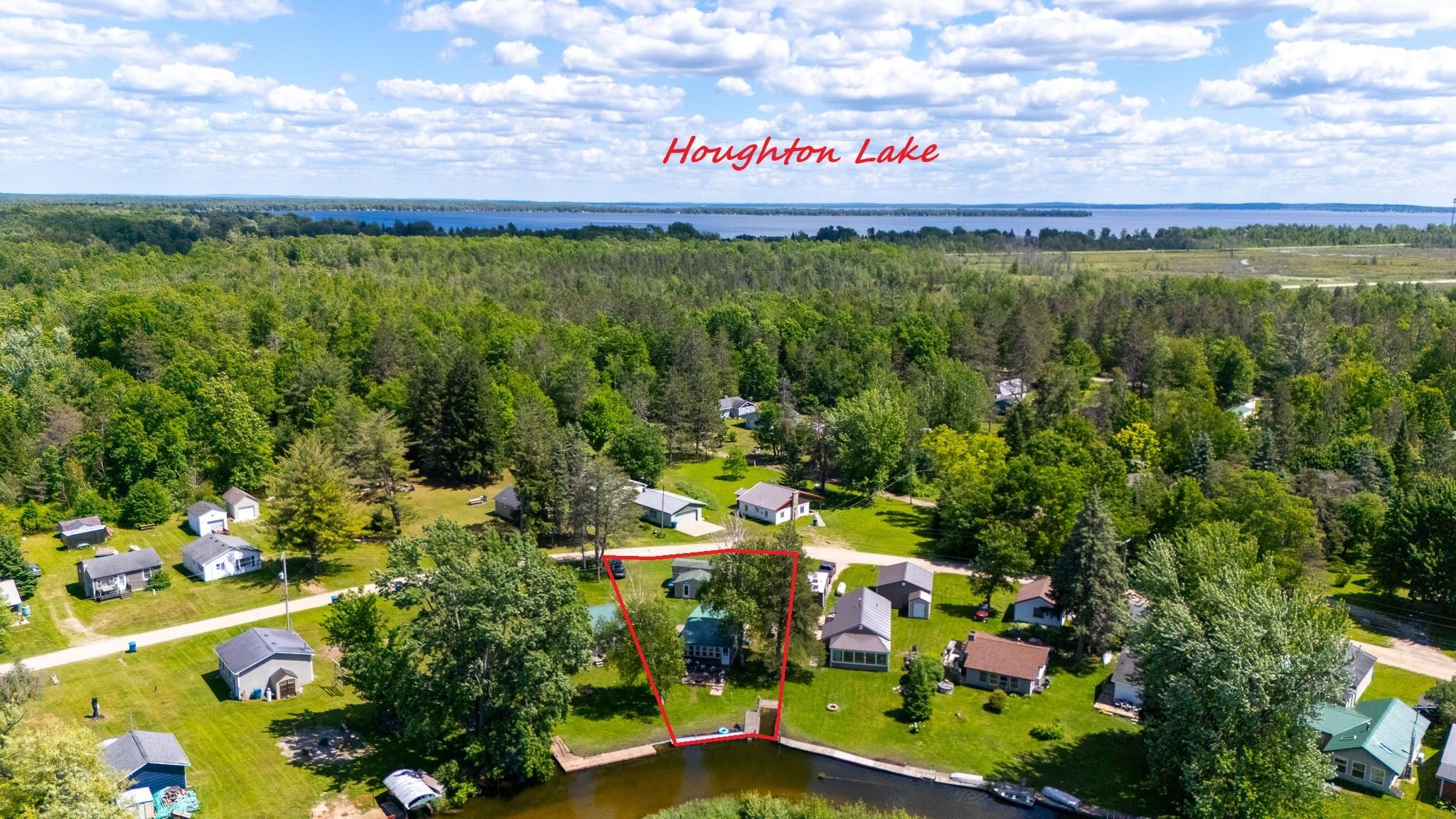 9312 Elizabeth Road Houghton Lake, MI 48629 - Photo 6 of 27