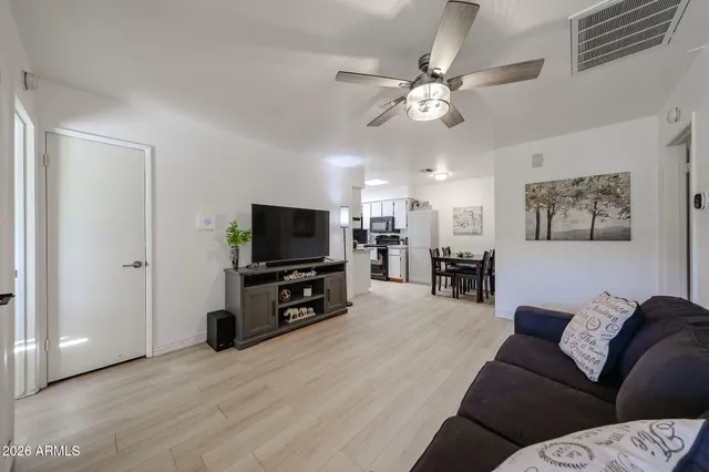 $1,500 | 8131 North 107th Avenue, Unit 66, Peoria, AZ 85345