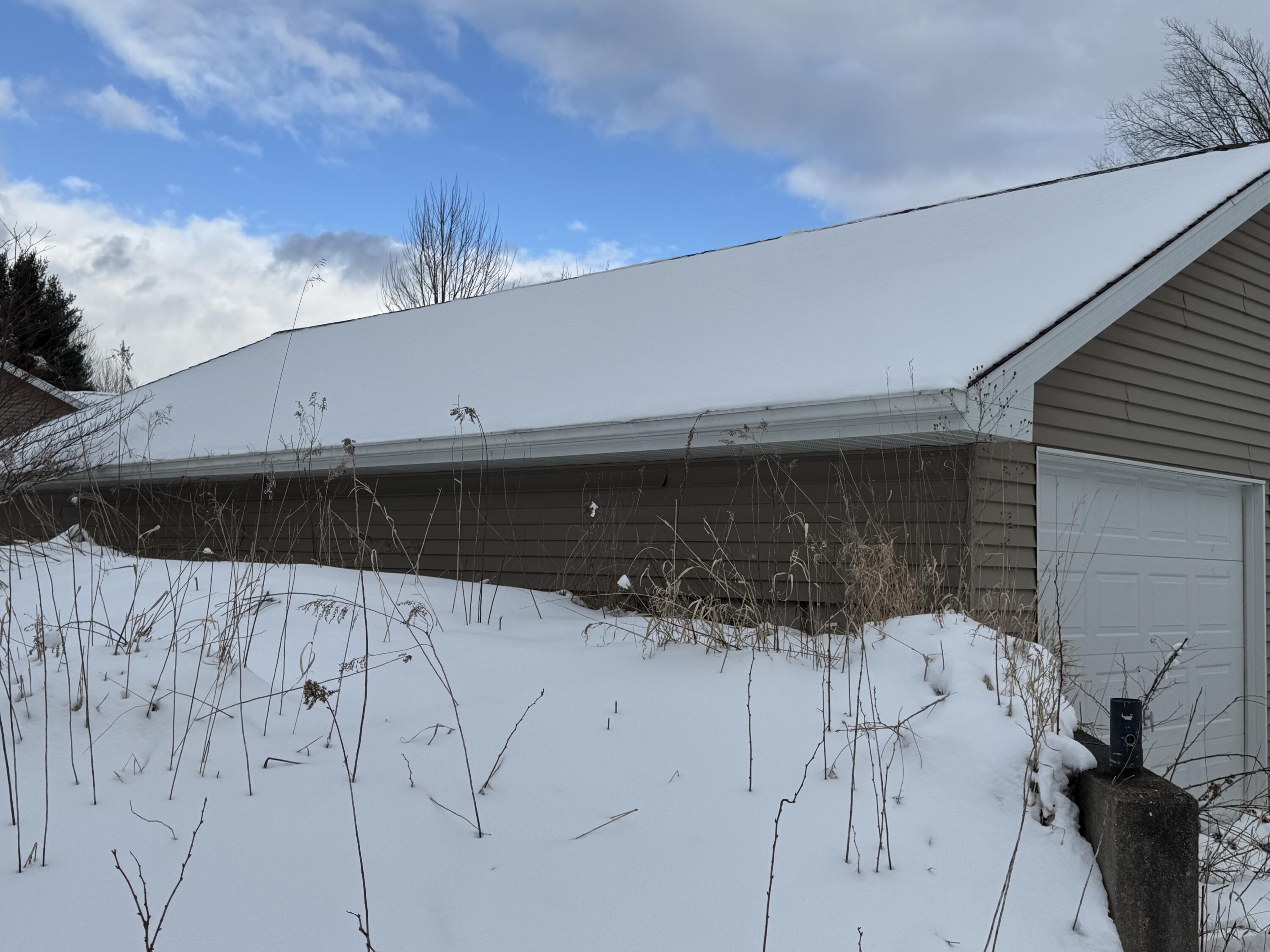 20180 15 Mile Road Leroy, MI 49655 - Photo 4 of 11 IMG_3560