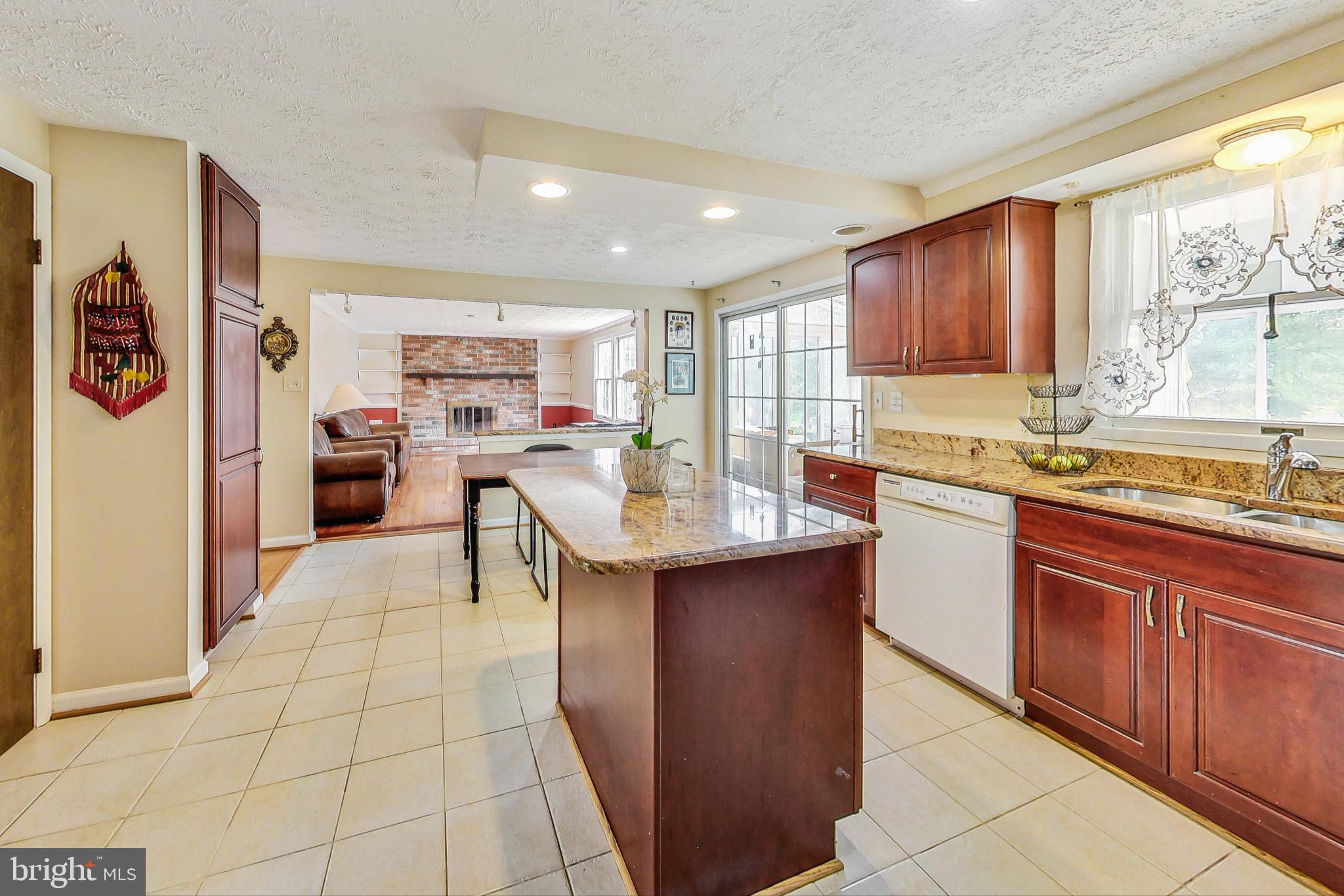 12711 Northcliff Road Bowie, MD 20720 - Photo 5 of 14 Kitchen