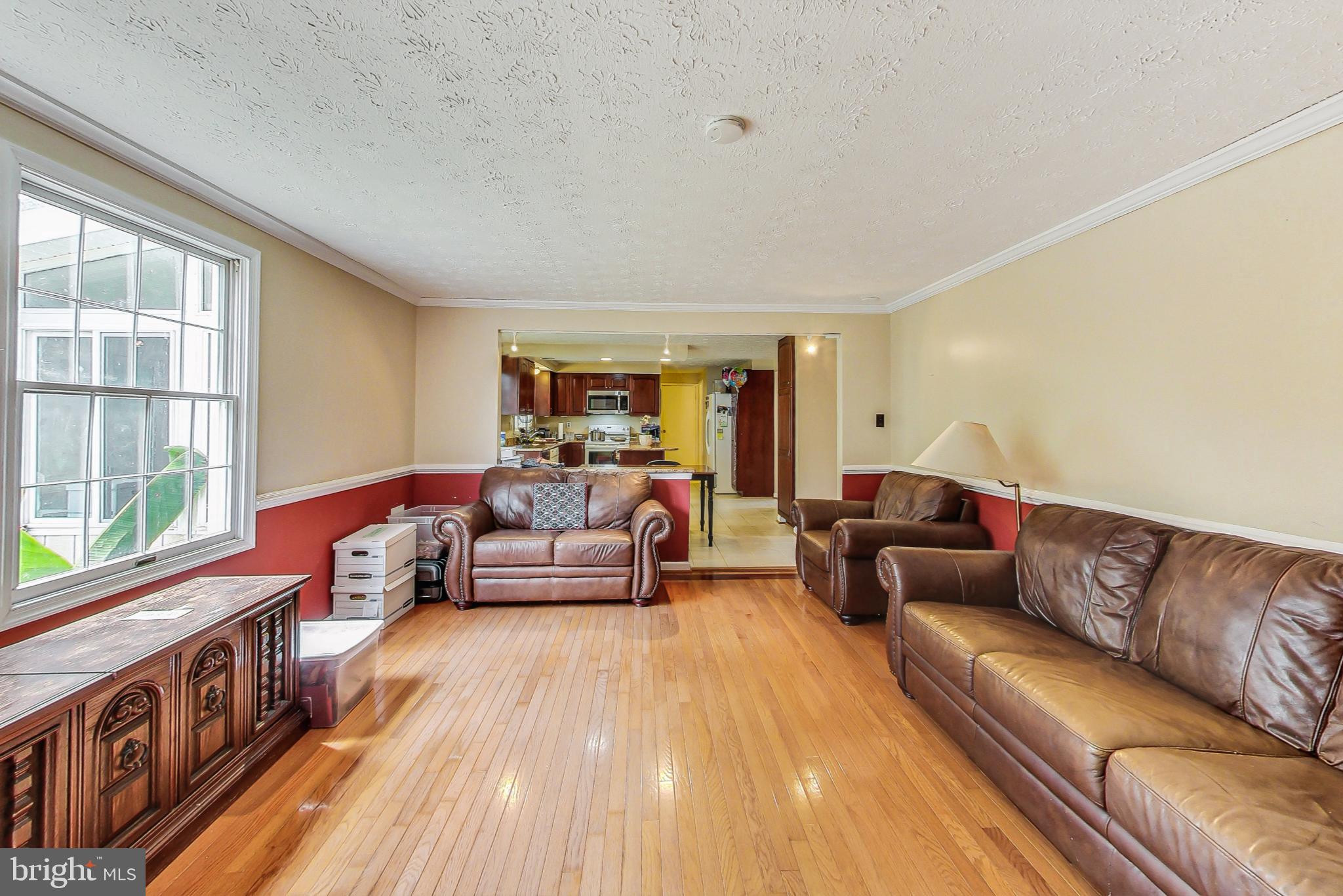 12711 Northcliff Road Bowie, MD 20720 - Photo 8 of 14 Family room