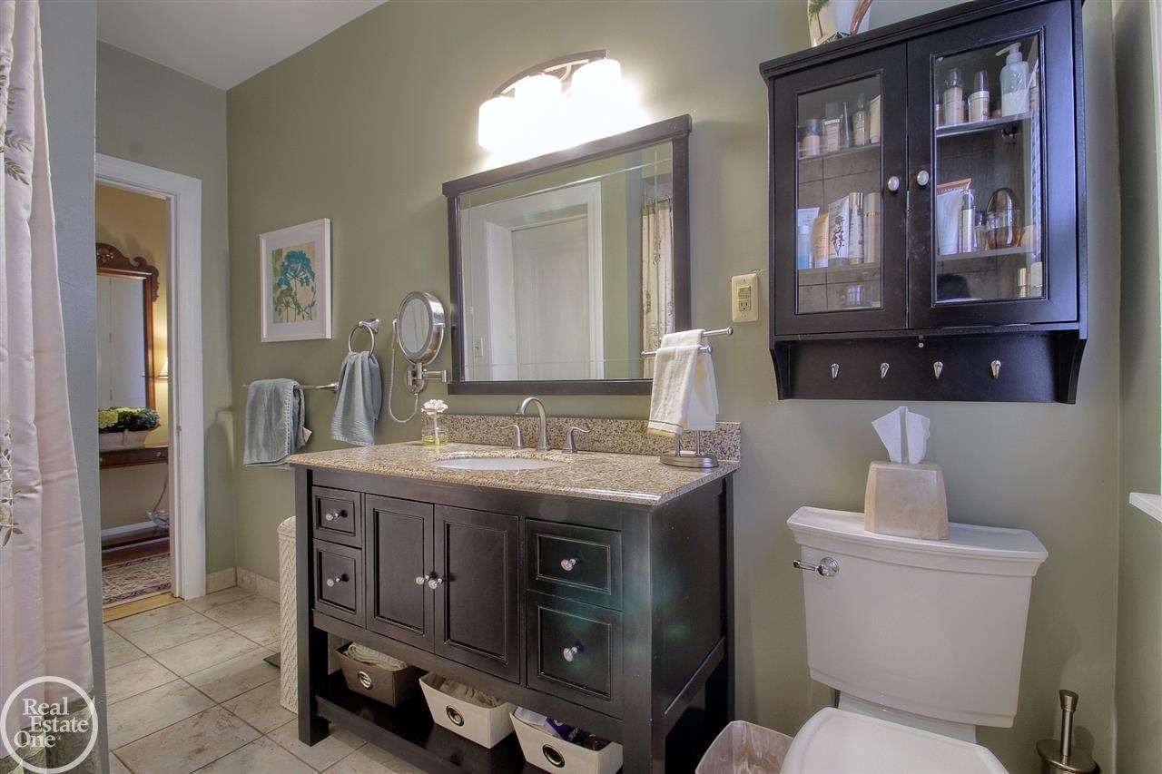 832 Trombley Road Grosse Pointe Park, MI 48230 - Photo 19 of 52