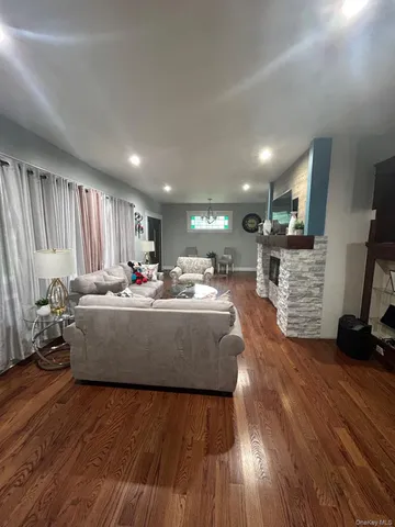 $649,999 | 32 City Terrace North, Newburgh, NY 12550