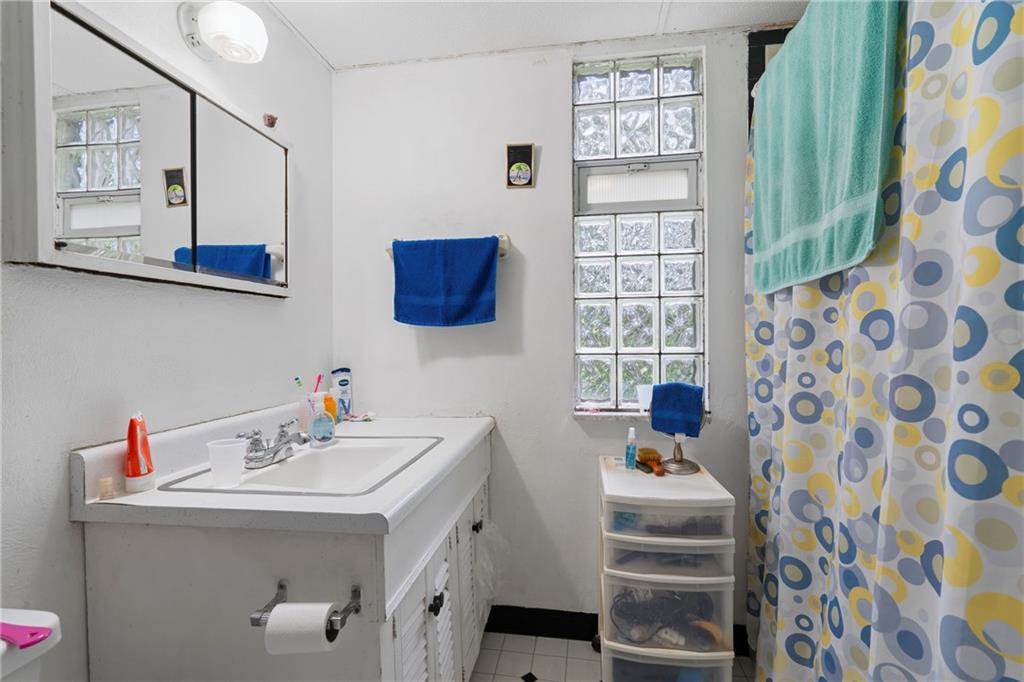 270 Kane Road Pittsburgh, PA 15239 - Photo 15 of 30 Gallery Image 15