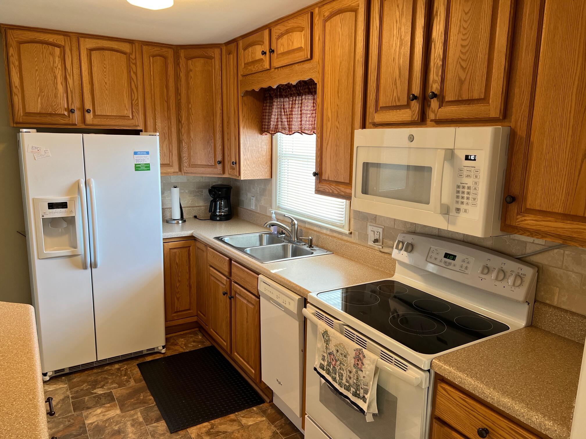 507 Santee Road Roanoke, VA 24019 - Photo 6 of 27 IMG_4317