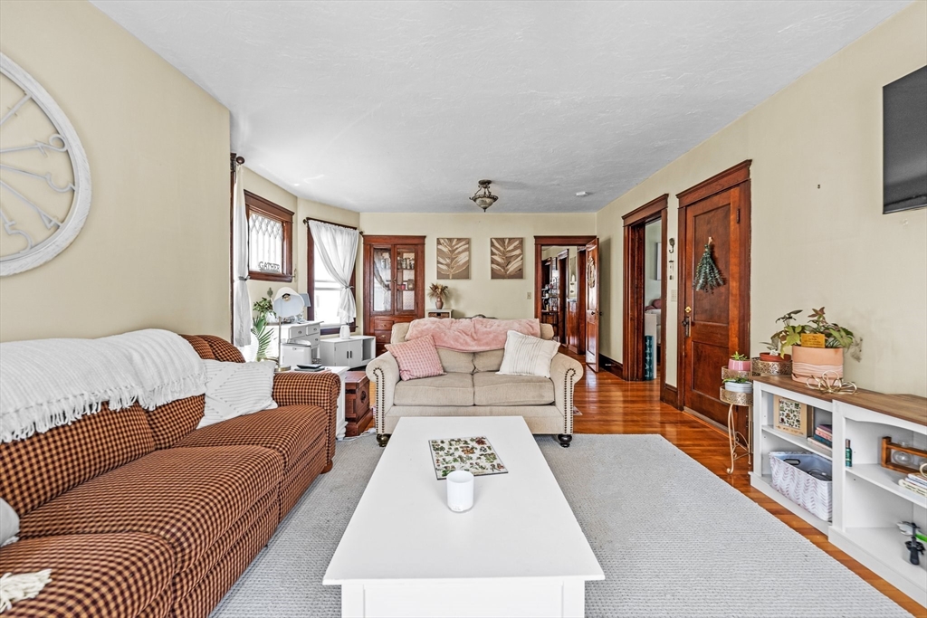 18 Strathmore Road Worcester, MA 01610 - Photo 13 of 32 Gallery Image 13