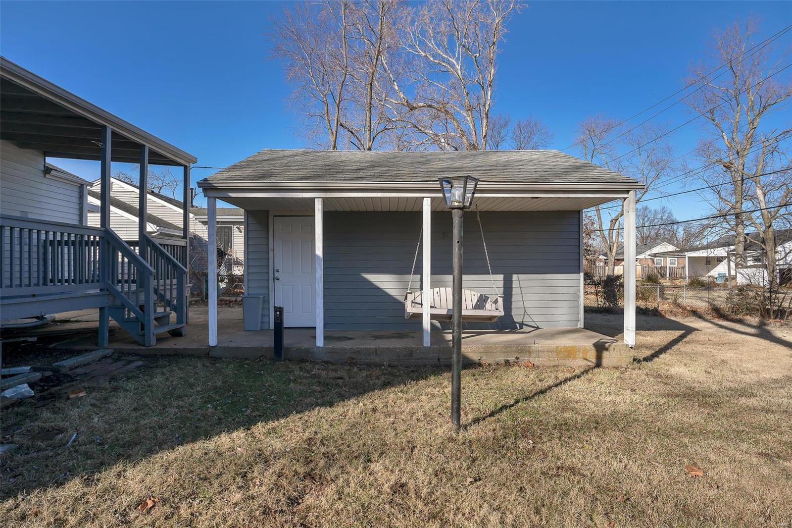 247 Midlothian Road St. Louis, MO 63137 - Photo 5 of 21