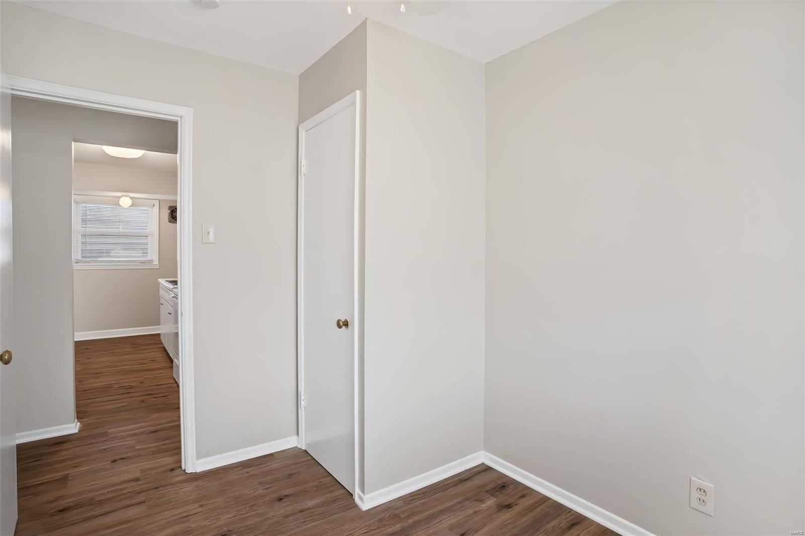 247 Midlothian Road St. Louis, MO 63137 - Photo 10 of 21