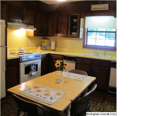 1200 Oldfield Road Sylacauga, AL 35150 - Photo 6 of 14