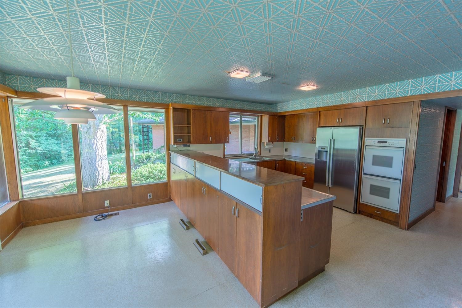 2320 Devonshire Road Ann Arbor, MI 48104 - Photo 15 of 36 Photo 15