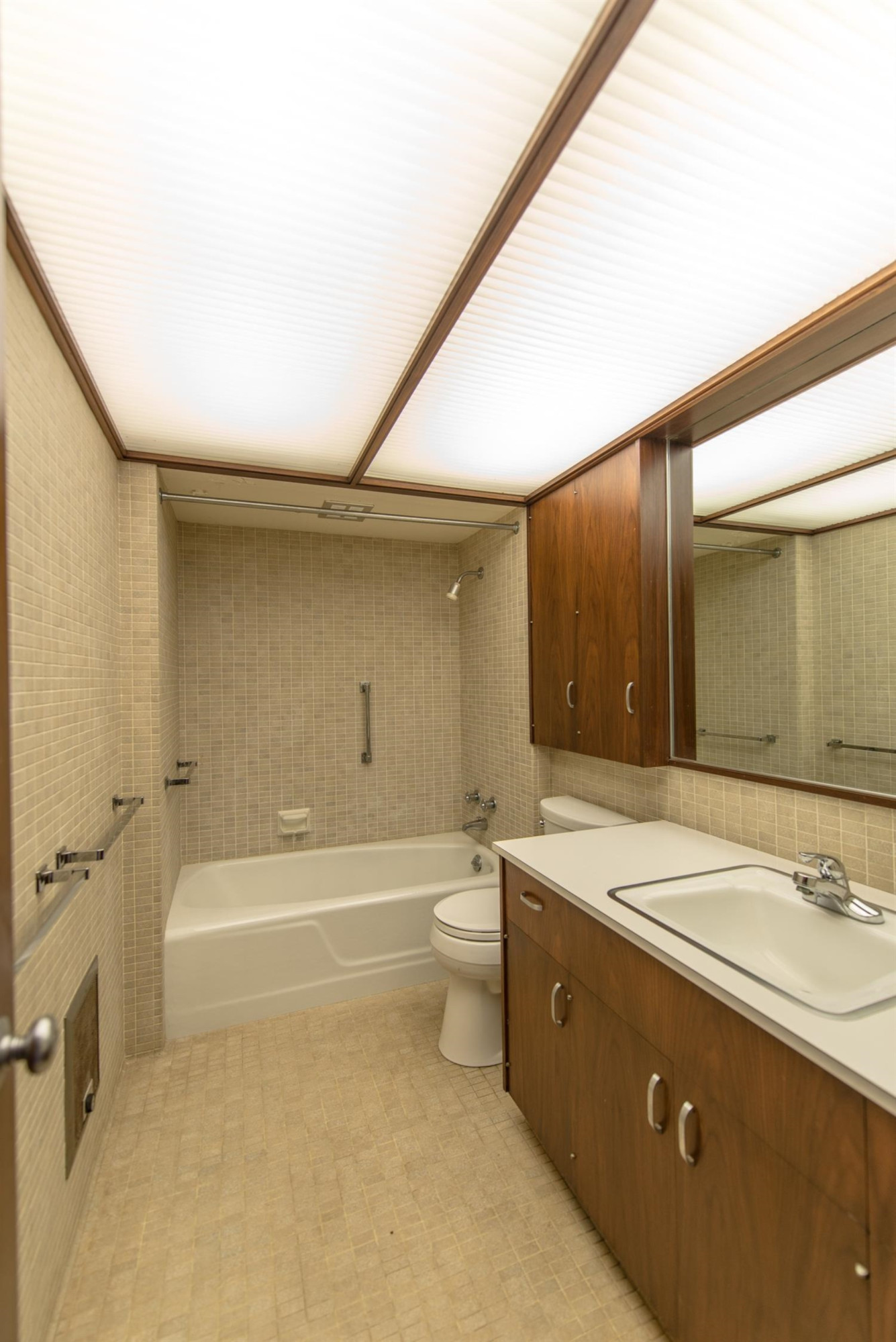 2320 Devonshire Road Ann Arbor, MI 48104 - Photo 19 of 36 Photo 19