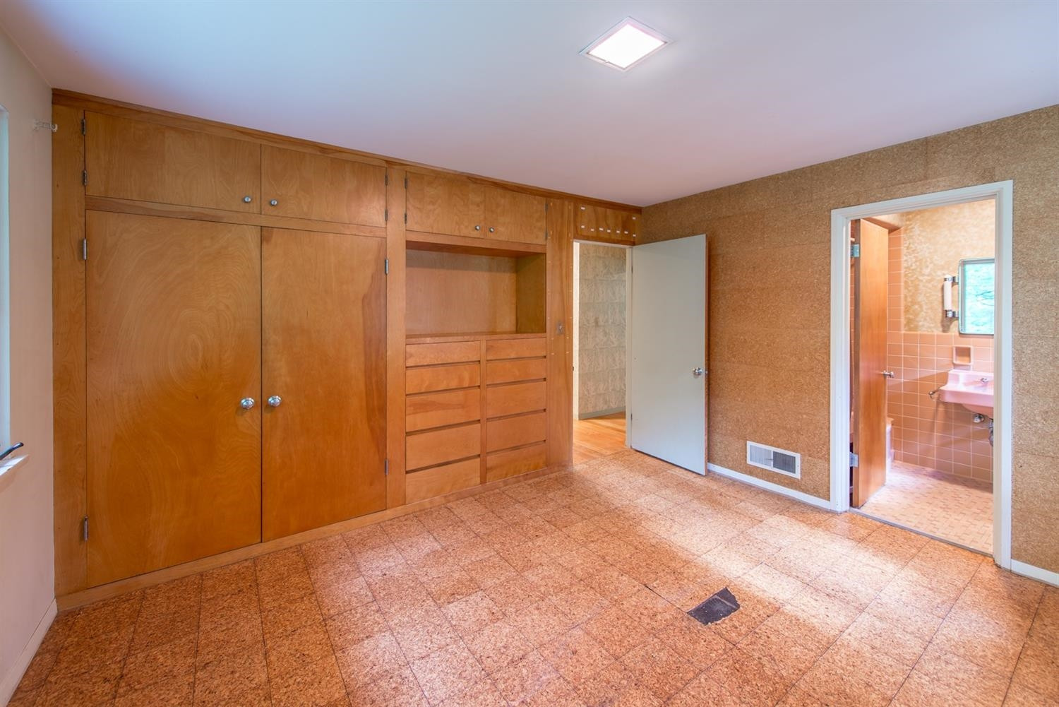 2320 Devonshire Road Ann Arbor, MI 48104 - Photo 23 of 36 Photo 23