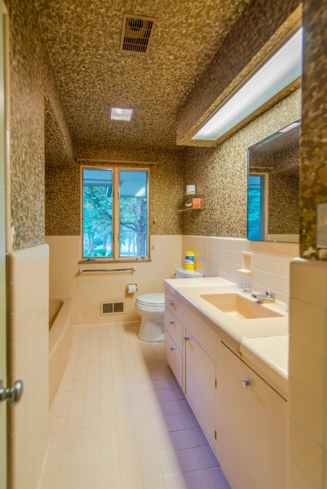 2320 Devonshire Road Ann Arbor, MI 48104 - Photo 25 of 36 Photo 25