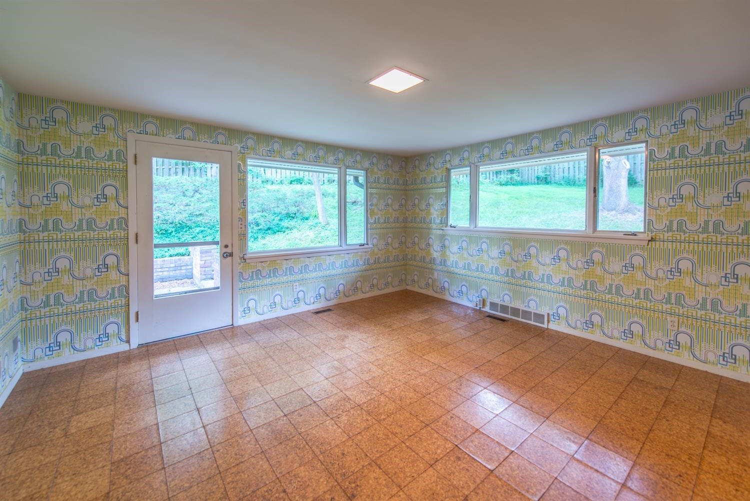 2320 Devonshire Road Ann Arbor, MI 48104 - Photo 26 of 36 Photo 26