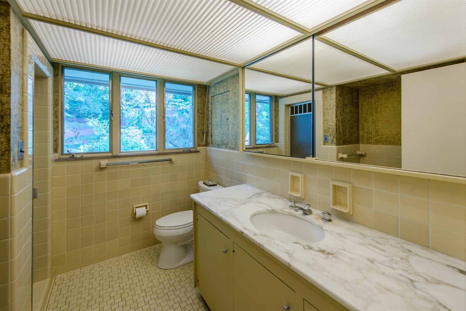 2320 Devonshire Road Ann Arbor, MI 48104 - Photo 29 of 36 Photo 29