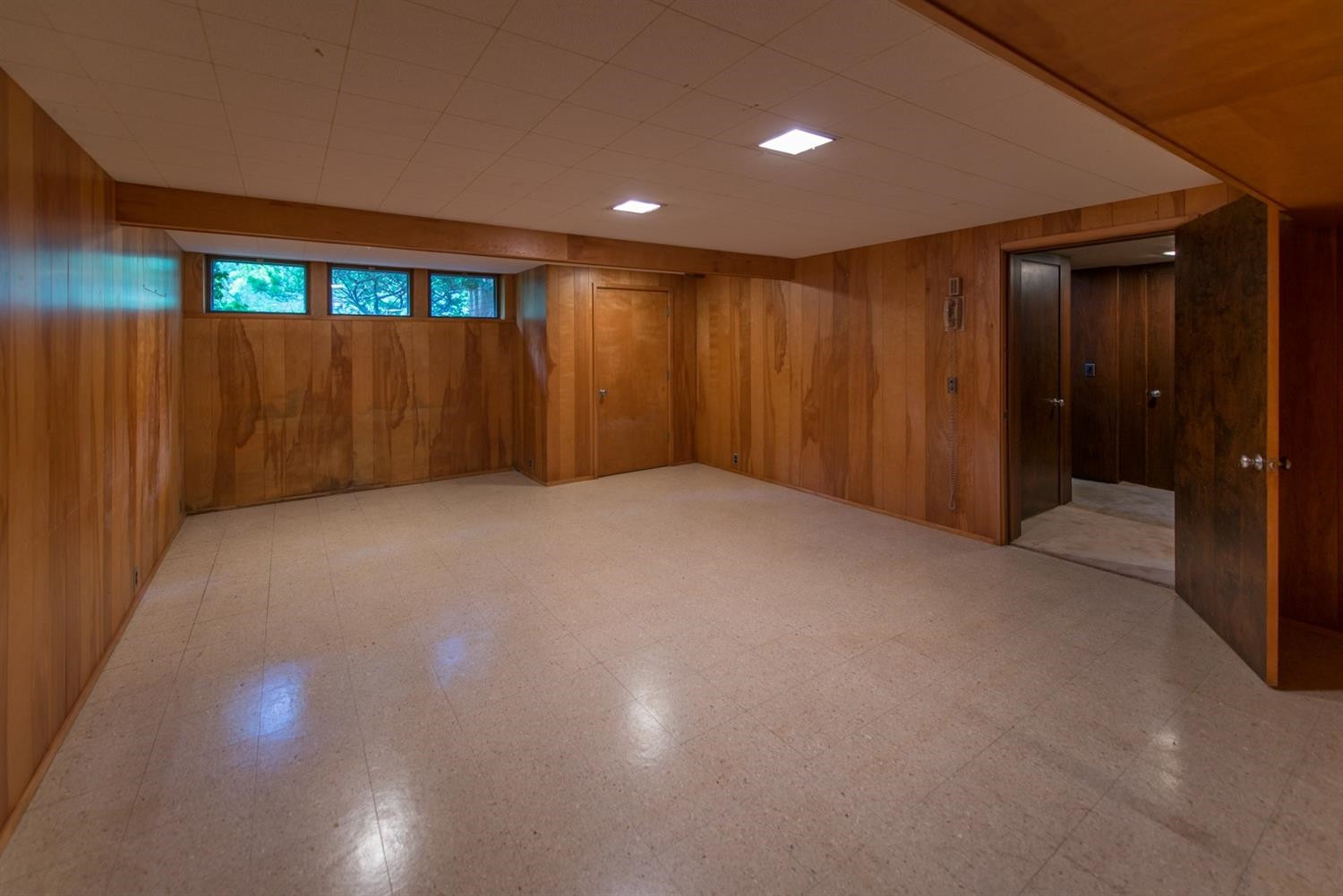 2320 Devonshire Road Ann Arbor, MI 48104 - Photo 31 of 36 Photo 31