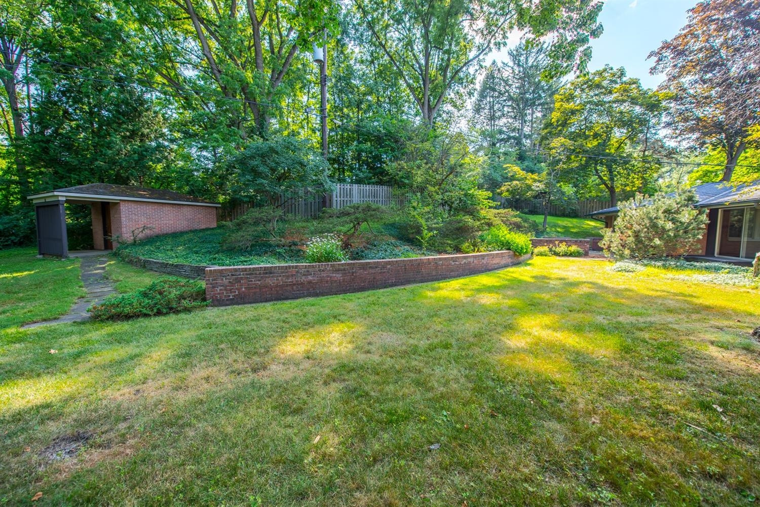 2320 Devonshire Road Ann Arbor, MI 48104 - Photo 36 of 36 Photo 36