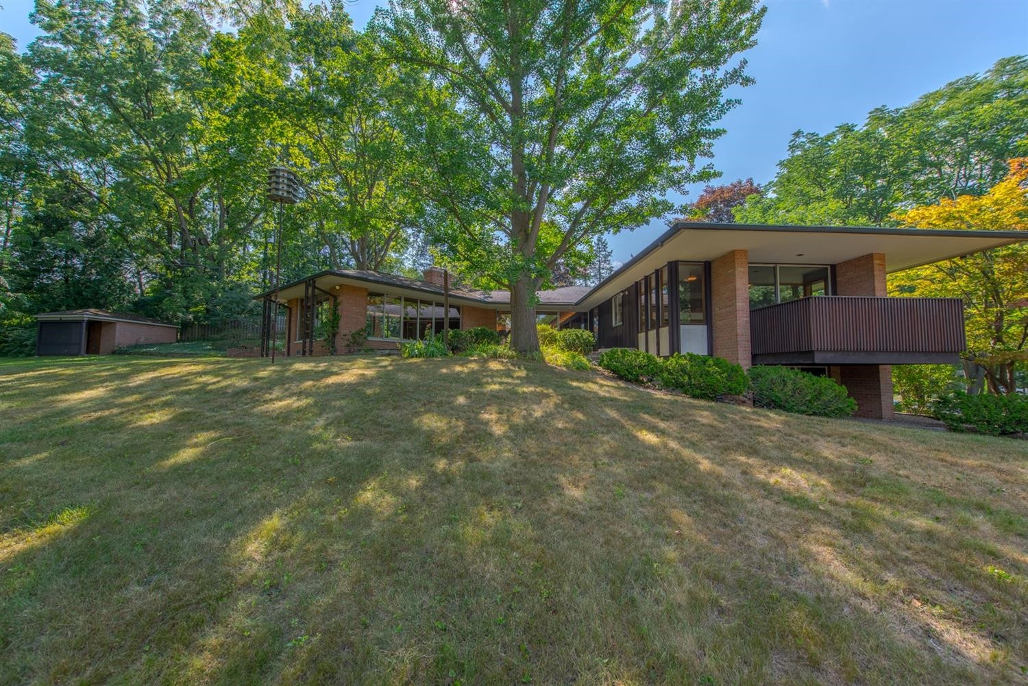 2320 Devonshire Road Ann Arbor, MI 48104 - Photo 6 of 36 Photo 6