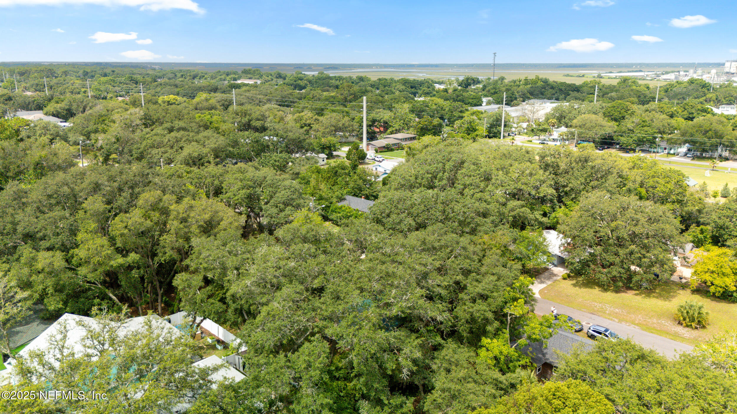 610 Division Street Fernandina Beach, FL 32034 - Photo 34 of 40 a view of a city