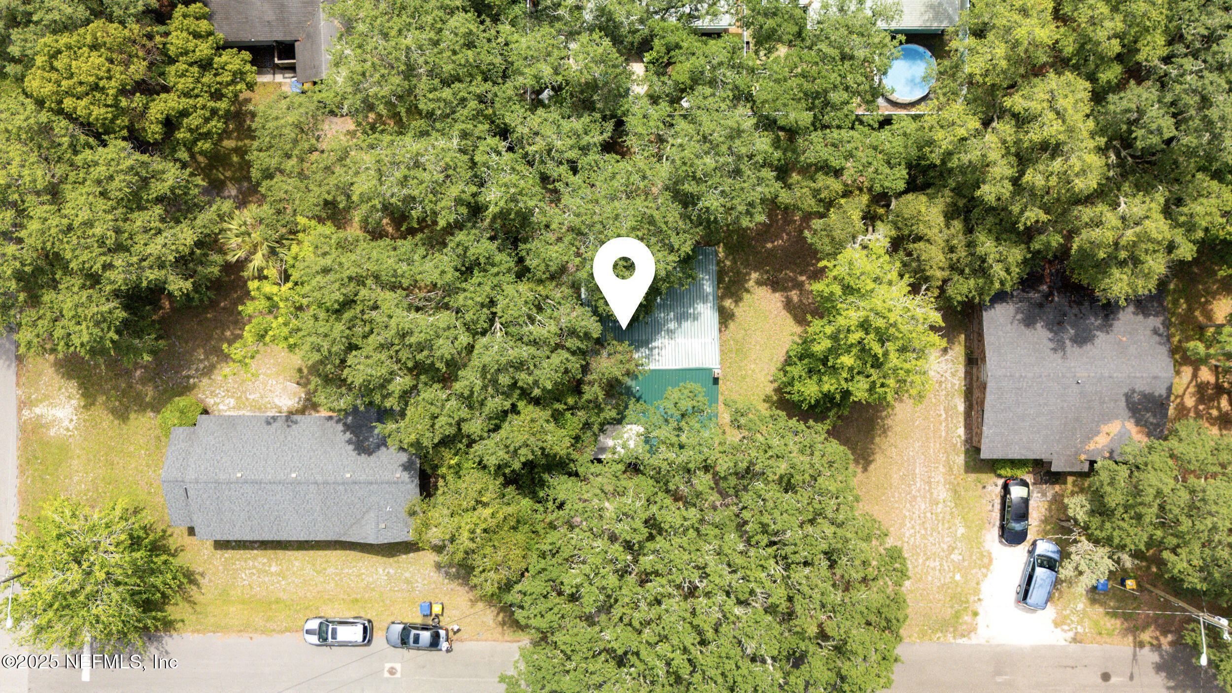 610 Division Street Fernandina Beach, FL 32034 - Photo 39 of 40 a picture of a yard