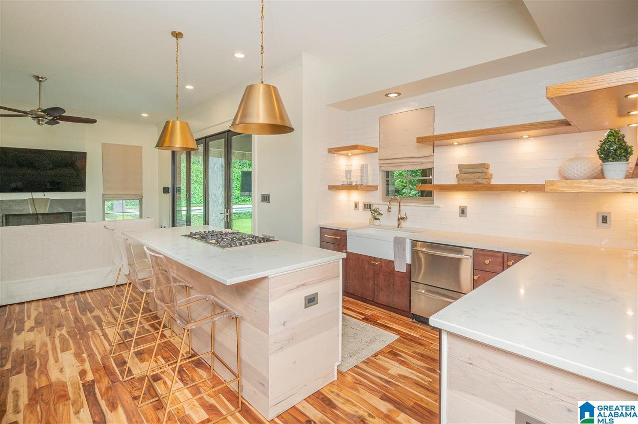 1012 Irving Road Birmingham, AL 35209 - Photo 18 of 50