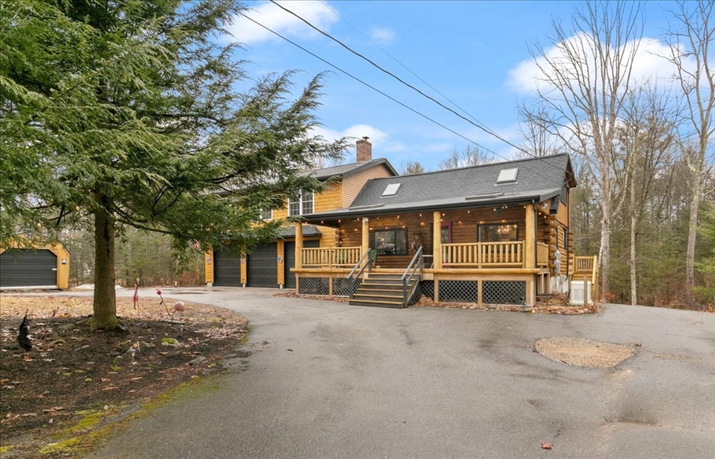 5 Tamworth Road Sandown, NH 03873 - Photo 3 of 40 Gallery Image 3
