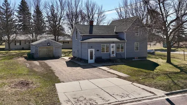 $142,500 | 2716 Canterbury Drive, Bigelow, MN 56117