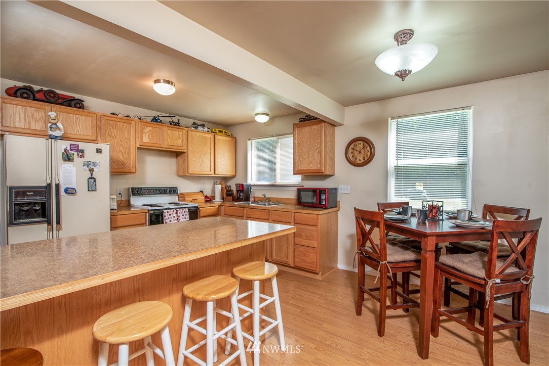 4200 Pipeline Road Blaine, WA 98230 - Photo 5 of 16 Gallery Image 5