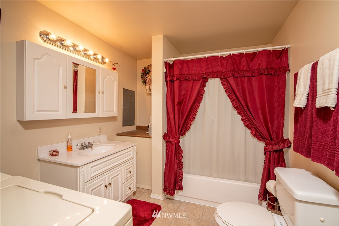 4200 Pipeline Road Blaine, WA 98230 - Photo 8 of 16 Gallery Image 8
