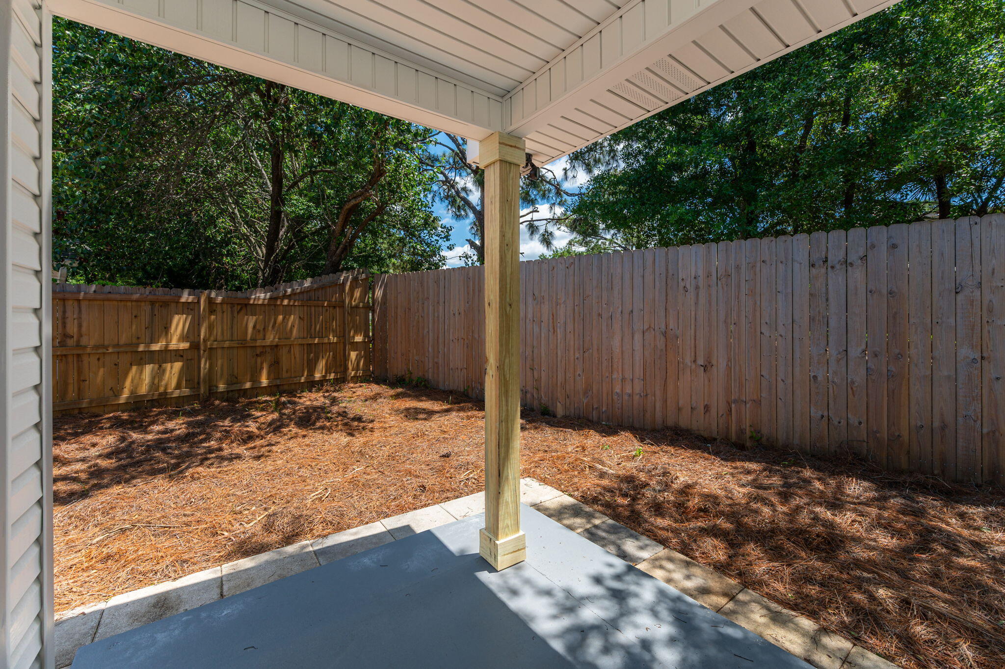 55 Ruby Circle Mary Esther, FL 32569 - Photo 41 of 51 a backyard of a house
