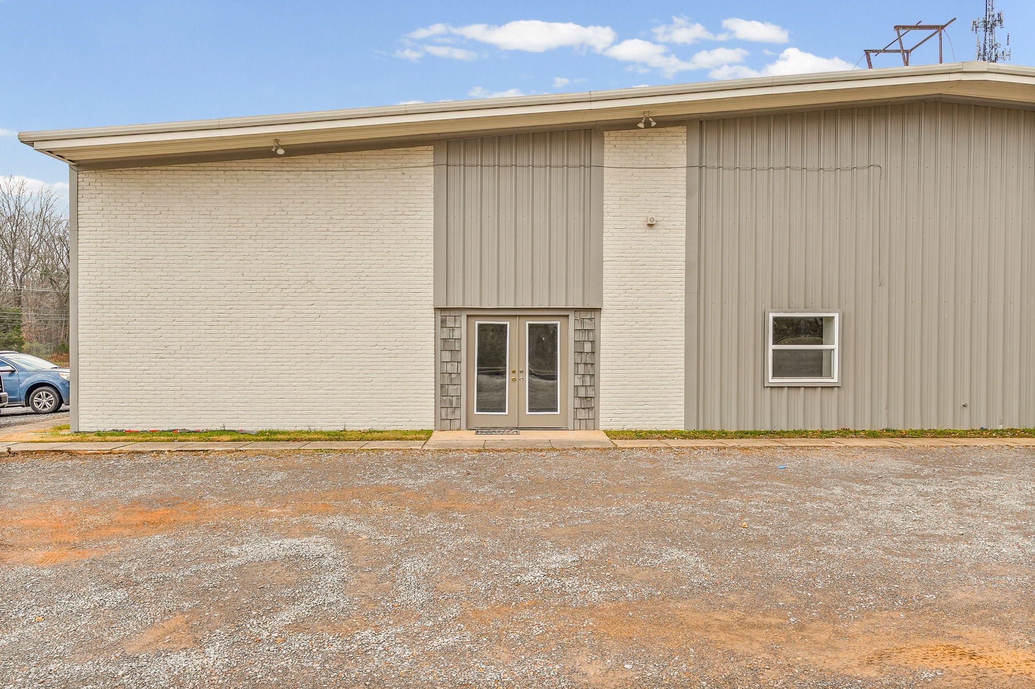 1379 E Ashland City Road Clarksville, TN 37040 - Photo 1 of 33