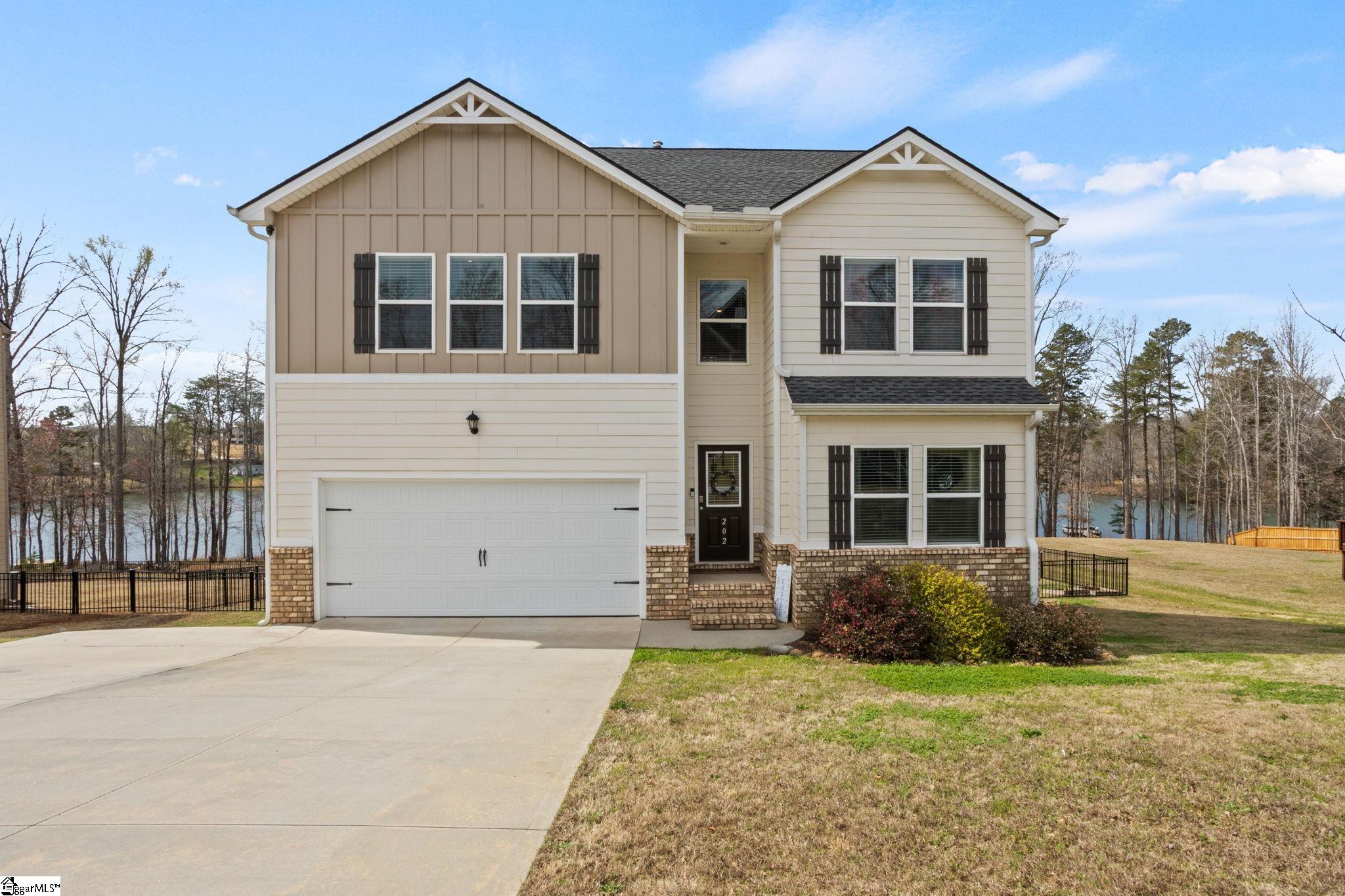 202 Rushing Waters Drive Inman, SC 29349 - Photo 2 of 33
