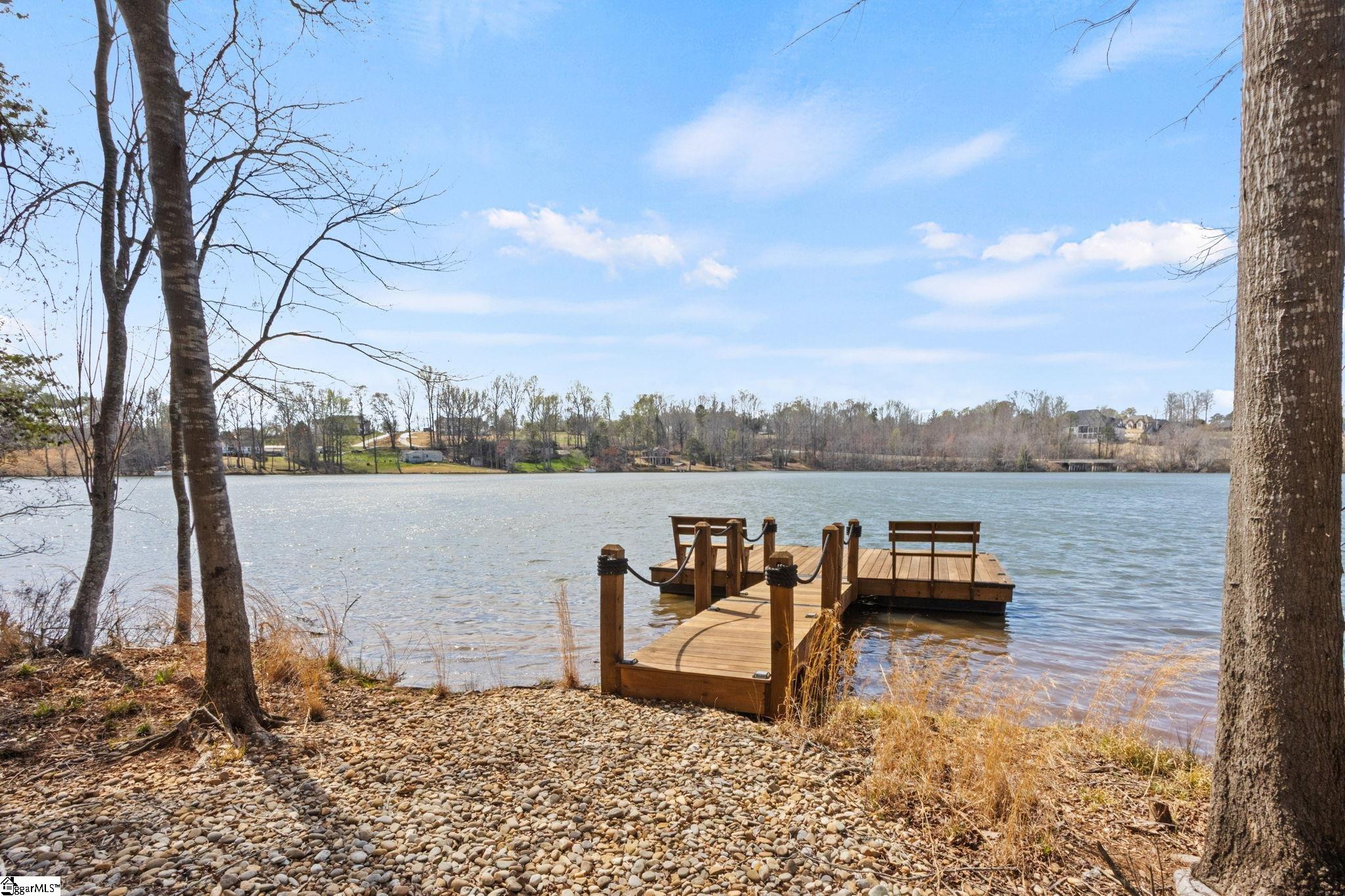 202 Rushing Waters Drive Inman, SC 29349 - Photo 4 of 33