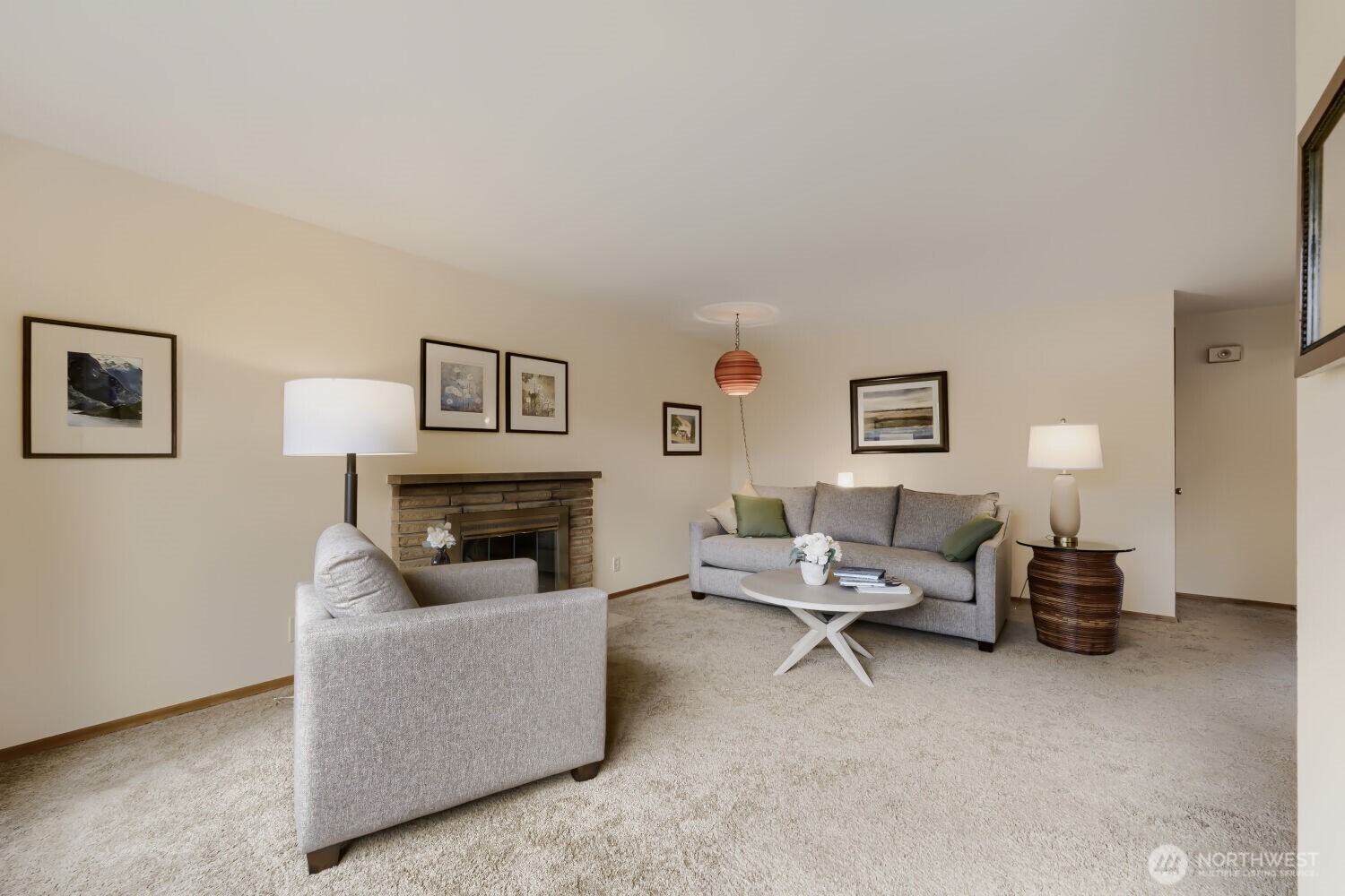 3056 50th Avenue Southwest Seattle, WA 98116 - Photo 9 of 38